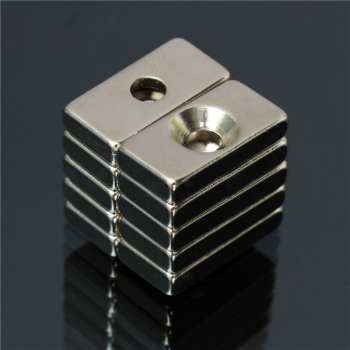 10pcs N52 20x10x4mm starken Magneten 4mm Loch Seltene Erden Neodym Magneten