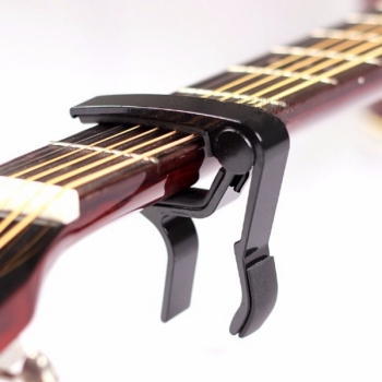 Elektro Akustik Gitarre Metall Quick Release Trigger ändern Tune Key Capo Clamp