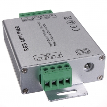 Rgb smd 5050 LED zieht leichten Signalverstärker 12v 12a ab