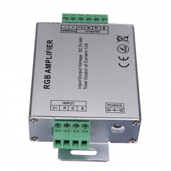Rgb smd 5050 LED zieht leichten Signalverstärker 12v 12a ab