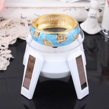360 Grad Licht solarbetriebene Schmuck drehende Ausstellungsstand Drehplatte