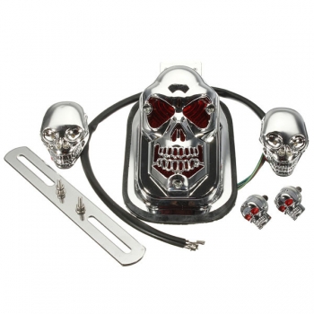 Motorrad Quad ATV Blinker Bremse hinten Rücklicht Chrom Schädel