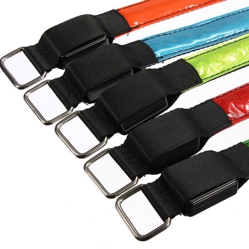 LED Sicherheit Reflektierende Armband Flashing Gurt Bügel Handgelenk Arm Verpackungs Band