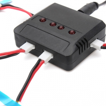 4 x WLtoys V977 V930 3.7V 520MAH Aktualisierung Batterie Mit Ladegerät