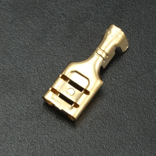 100Pcs Copper 6.3mm Female Spade Crimpverbinder 22-16AWG 0.5 mm Dicke