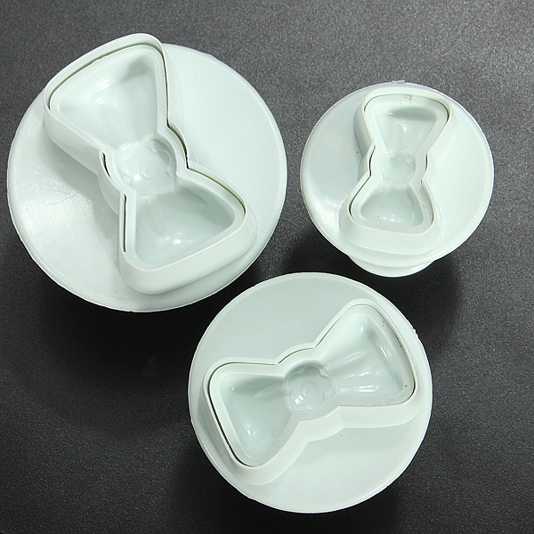 3pcs Mini Bowknot weiße Kunststoff Kuchen Verzierung Mold