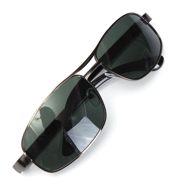 Außensonnenbrille dunkelgrüner Metallrahmen hat Sonnenbrille polarisiert