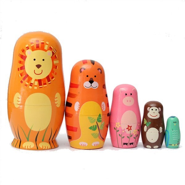 Satz von 5 süßen Holzmatrjoschkas matryoshka russische Tierpuppe