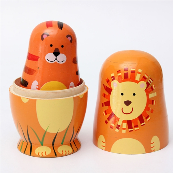 Satz von 5 süßen Holzmatrjoschkas matryoshka russische Tierpuppe