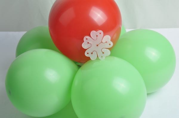 1PCS Balloon Plum Clip Krawatte Verbunden Hochzeitsdeko Partei 